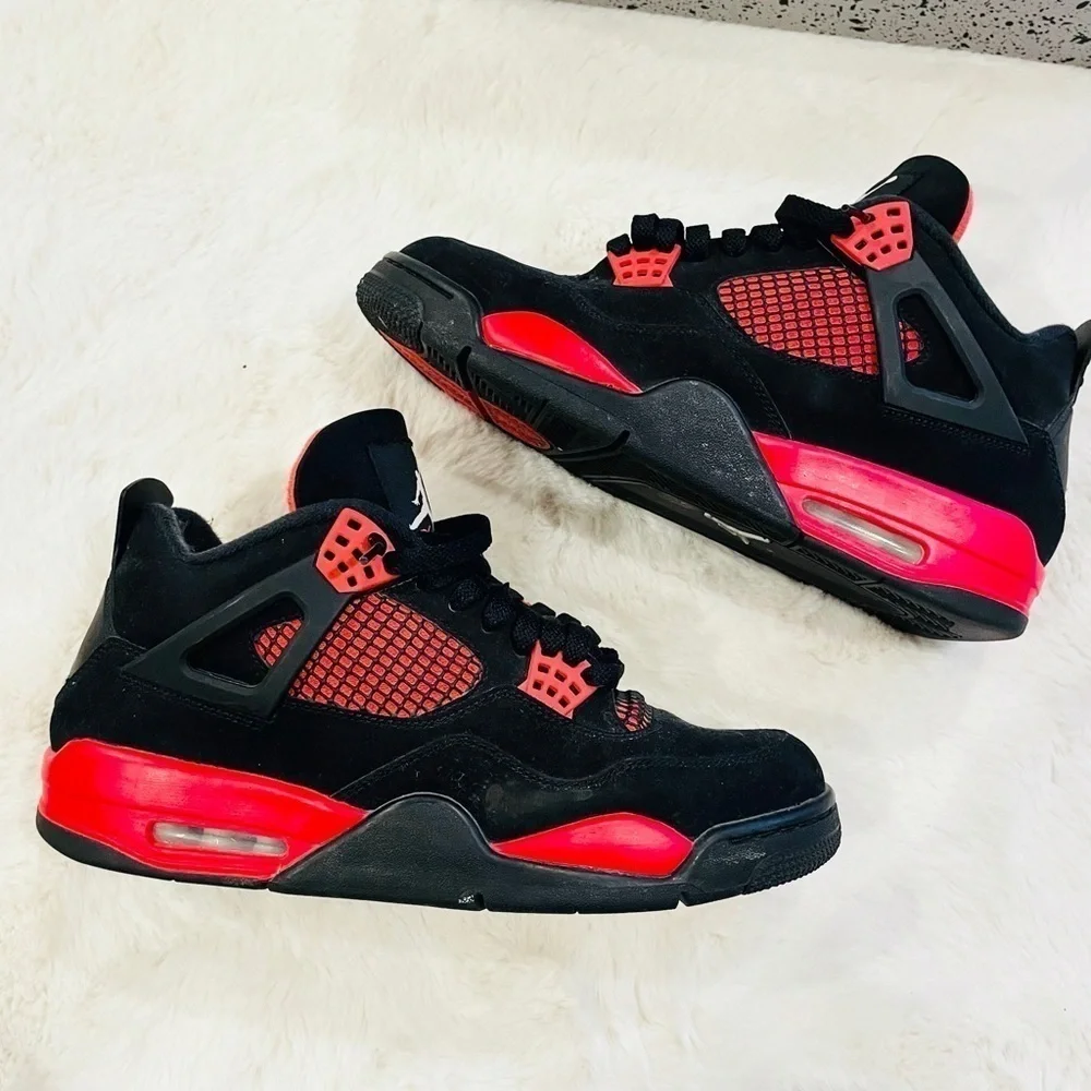 Air Jordan 4 Retro Red Thunder Black Athletic Basketball Sneakers Men Size 10.5